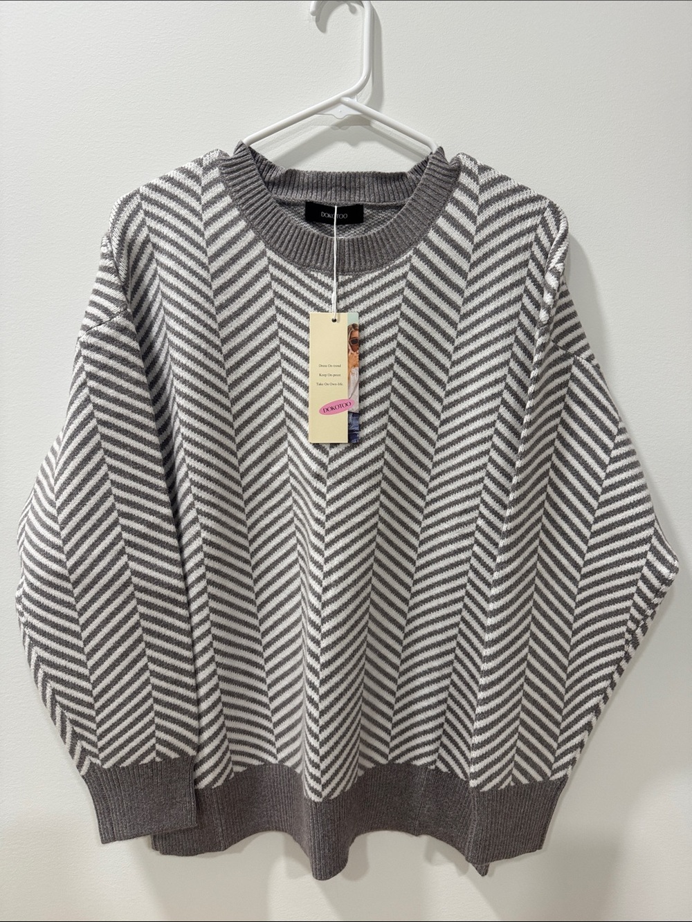 Chevron Knit Crewneck Sweater - Gray & White